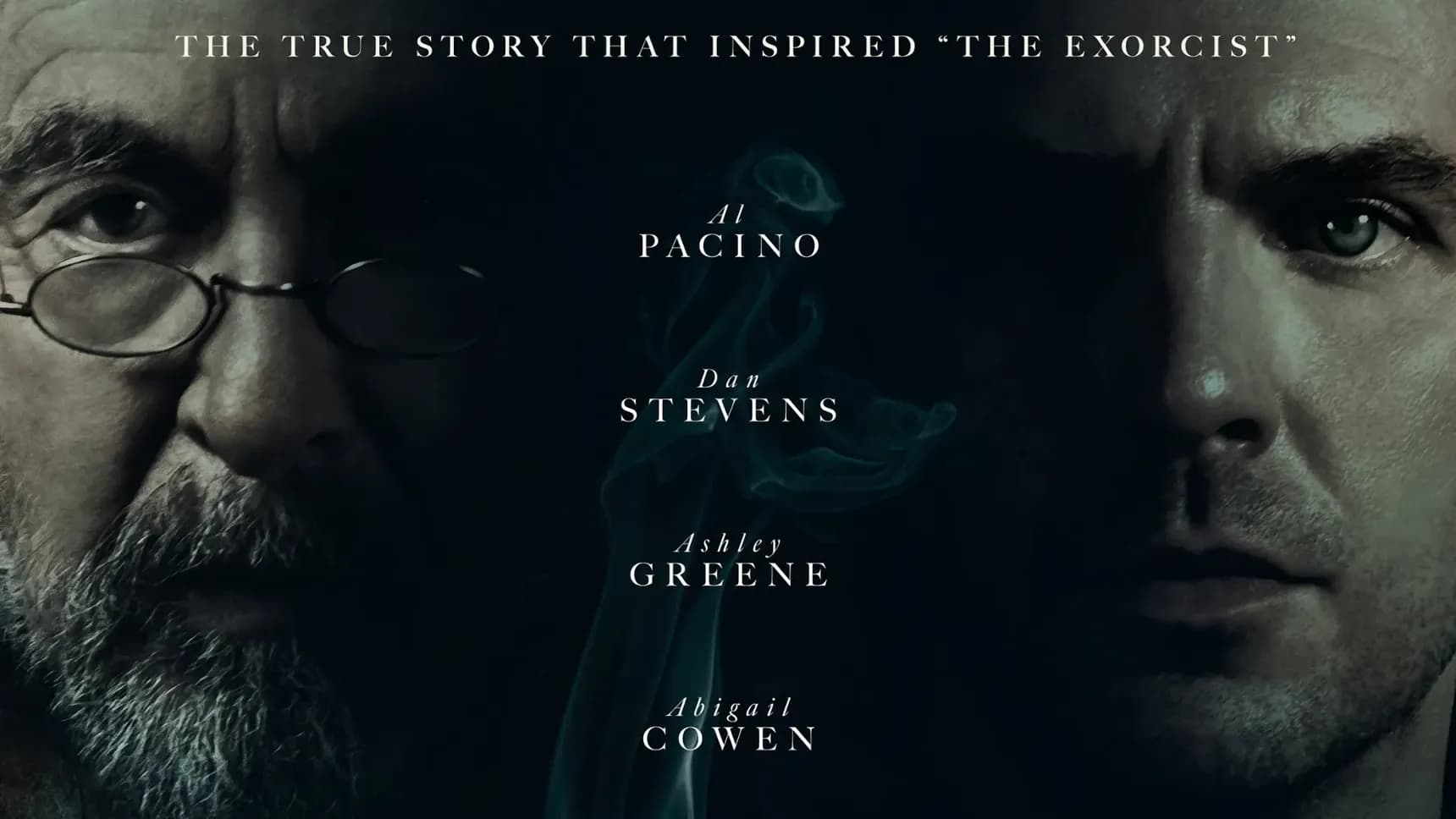 Al Pacino jako otec Theophilus Riesinger a Dan Stevens jako otec Joseph Steiger ve filmu Rituál (2025)