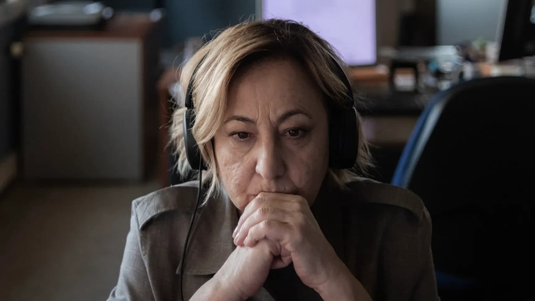 Carmen Machi jako inspektorka Eva ve filmu Černá vdova