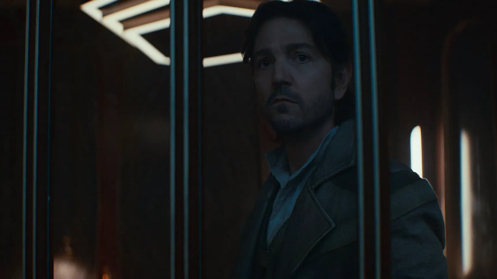 Diego Luna v seriálu Andor