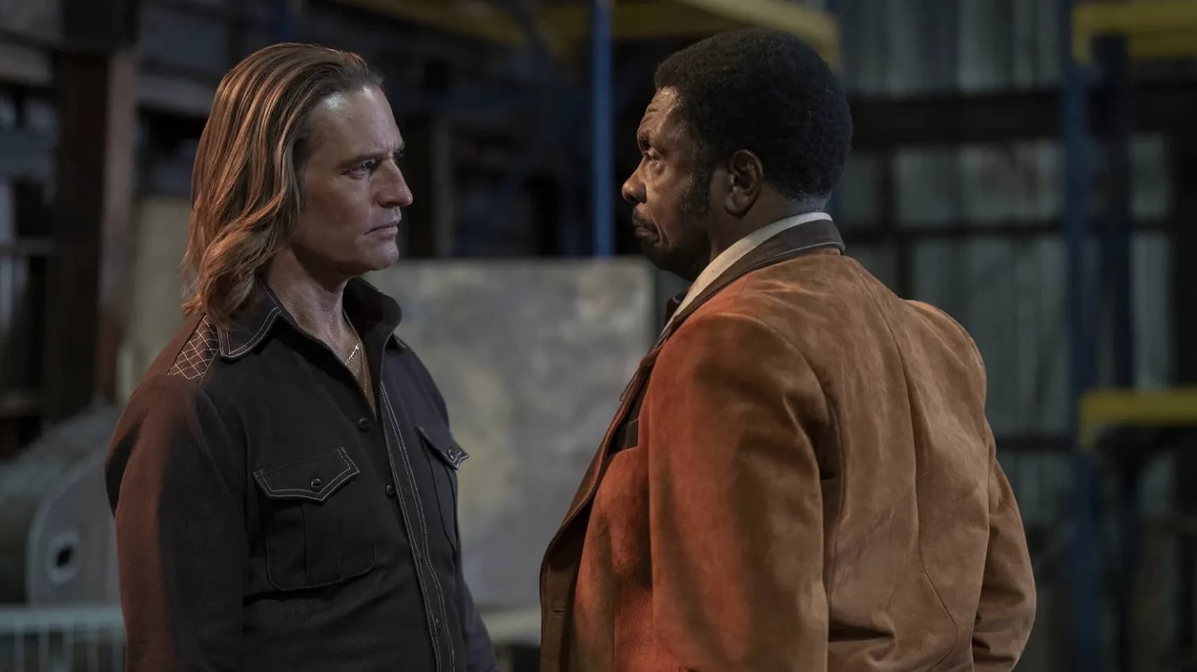Josh Holloway a Keith David v seriálu Duster