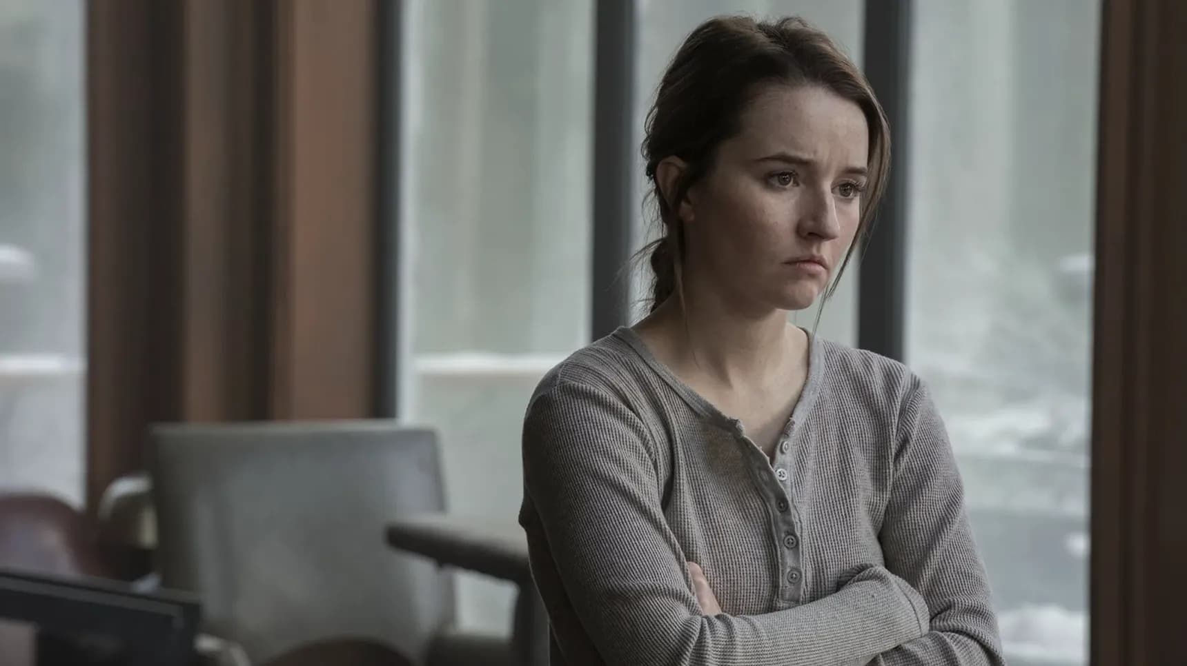 Kaitlyn Dever jako Abby v seriálu The Last of Us