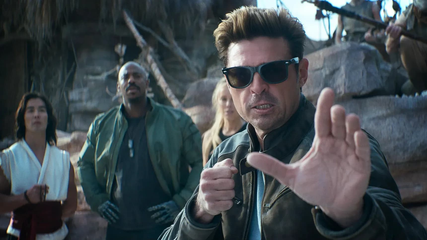 Karl Urban jako Johnny Cage ve filmu Mortal Kombat II