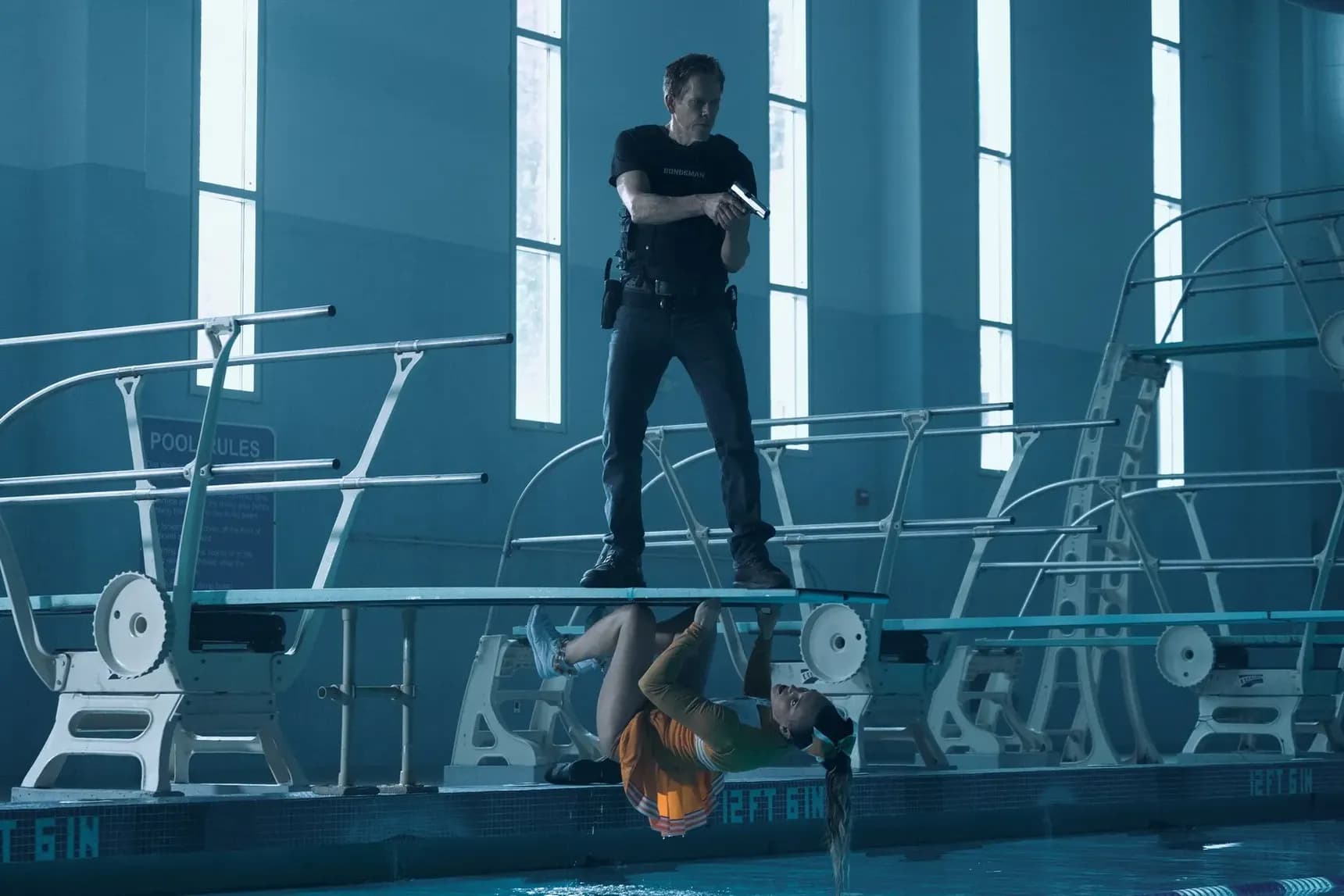 Kevin Bacon v seriálu Lovec Démonů