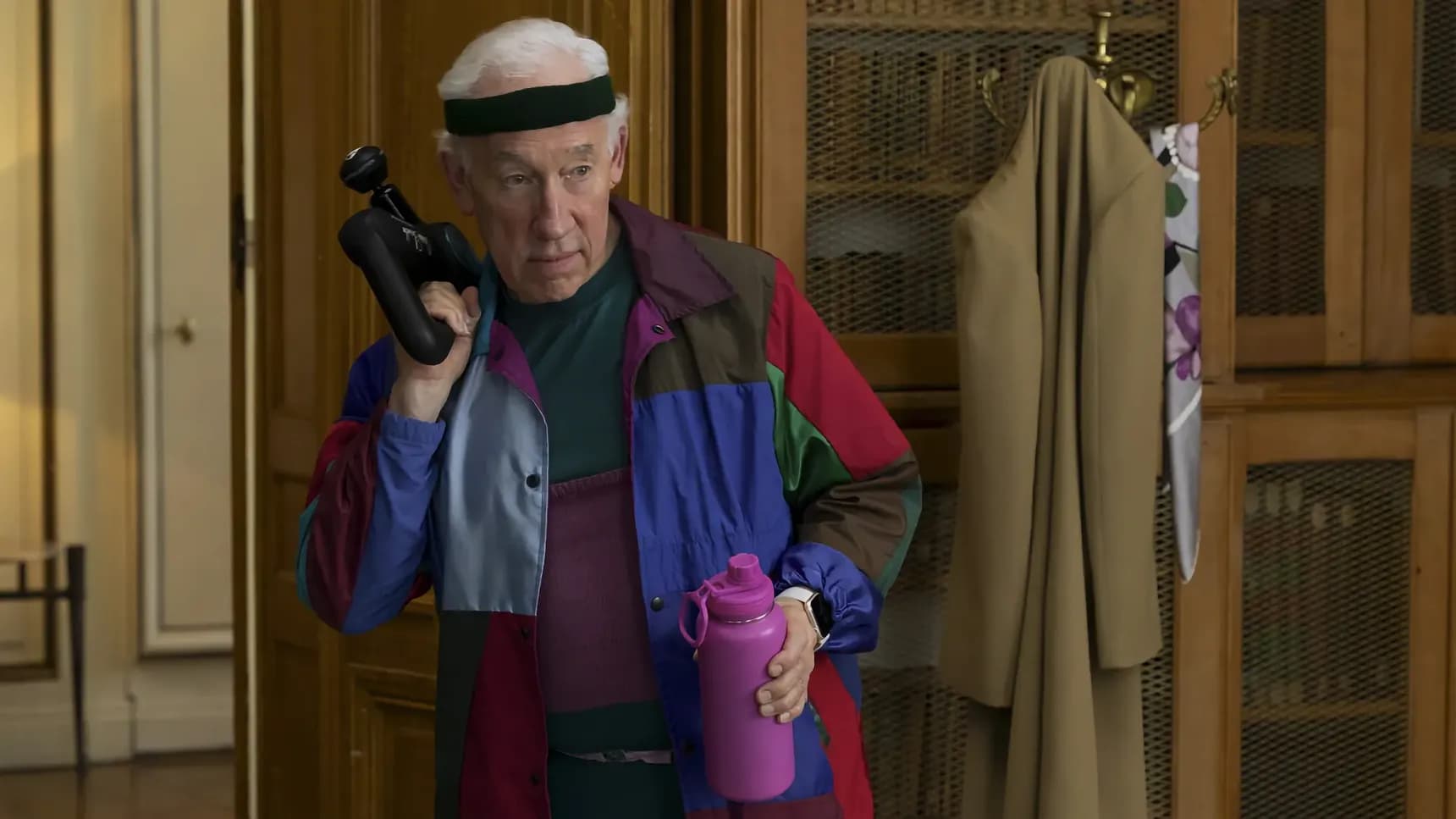 Simon Callow jako miliardář Crispin Shamblee v seriálu Primabalerína