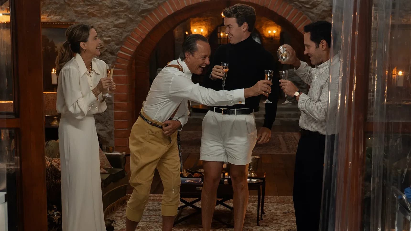 Téa Leoni, Richard E. Grant, Will Poulter a Paul Rudd ve filmu Death of a Unicorn