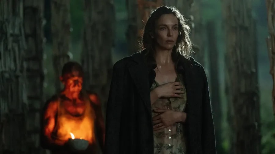 Jodie Comer ve filmu 28 let poté