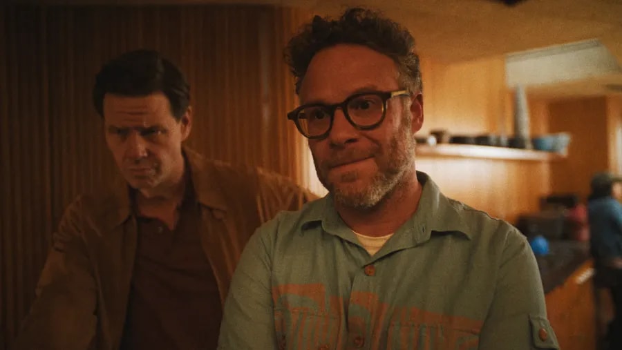 Ike Barinholtz a Seth Rogen v seriálu The Studio