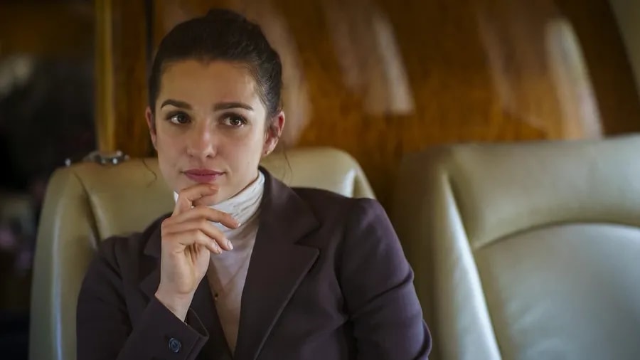 Marisa Abela v seriálu Sektor