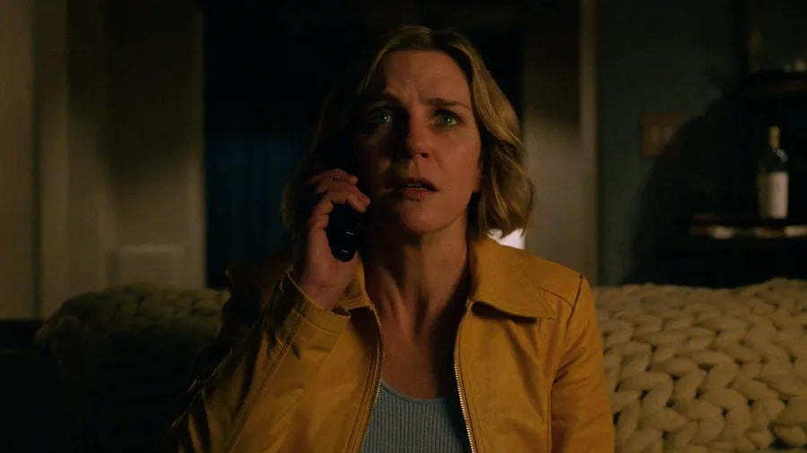 Rhea Seehorn v seriálu Pluribus