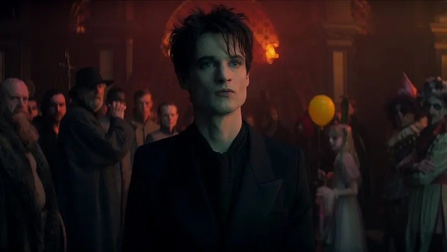 Tom Sturridge jako Sen ve druhé řadě seriálu Sandman