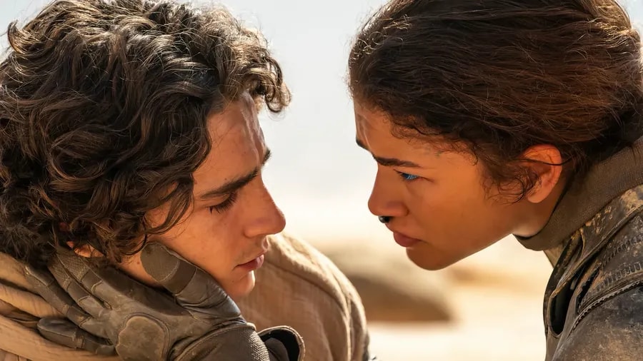 Timothée Chalamet a Zendaya ve filmu Duna: Část druhá (2024)