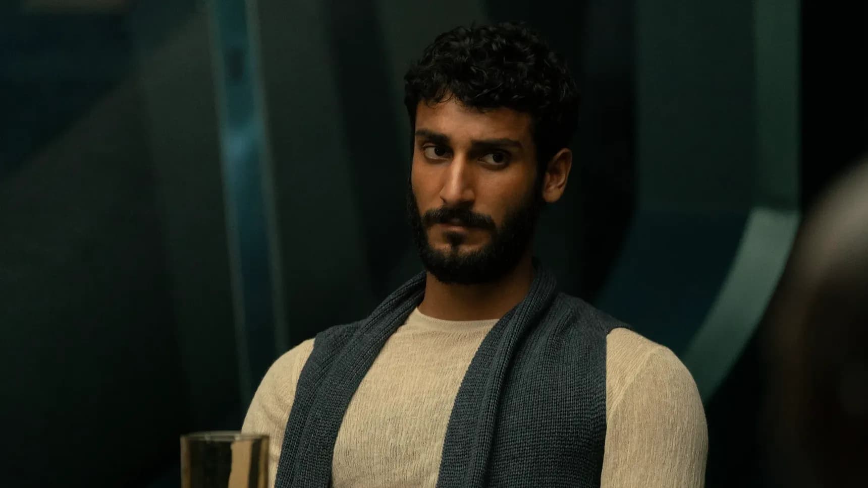 Akshay Khanna jako Ratthi