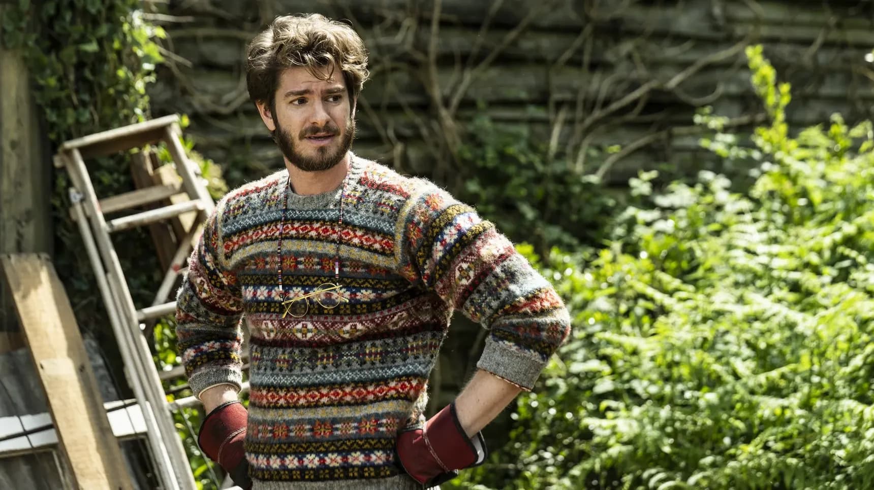 Andrew Garfield ve filmu Příběhy Kouzelného stromu