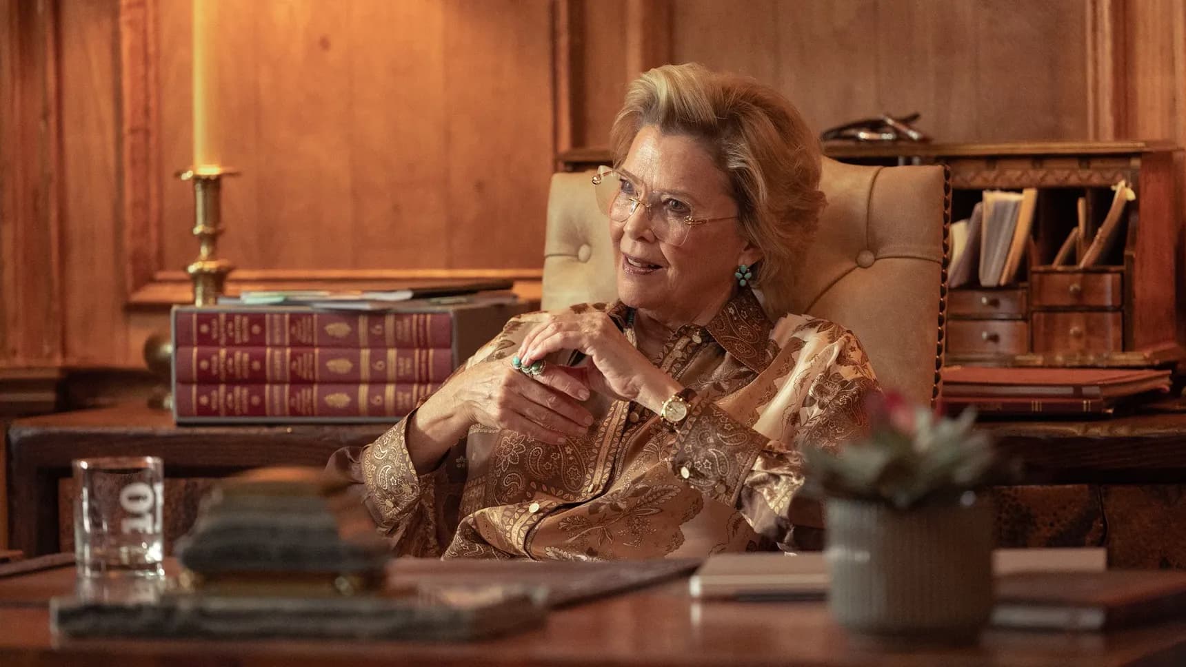 Annette Bening v seriálu Ranč Duttonových