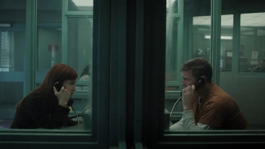 Britt Lower, Sam Worthington v minisérii Najdu si tě
