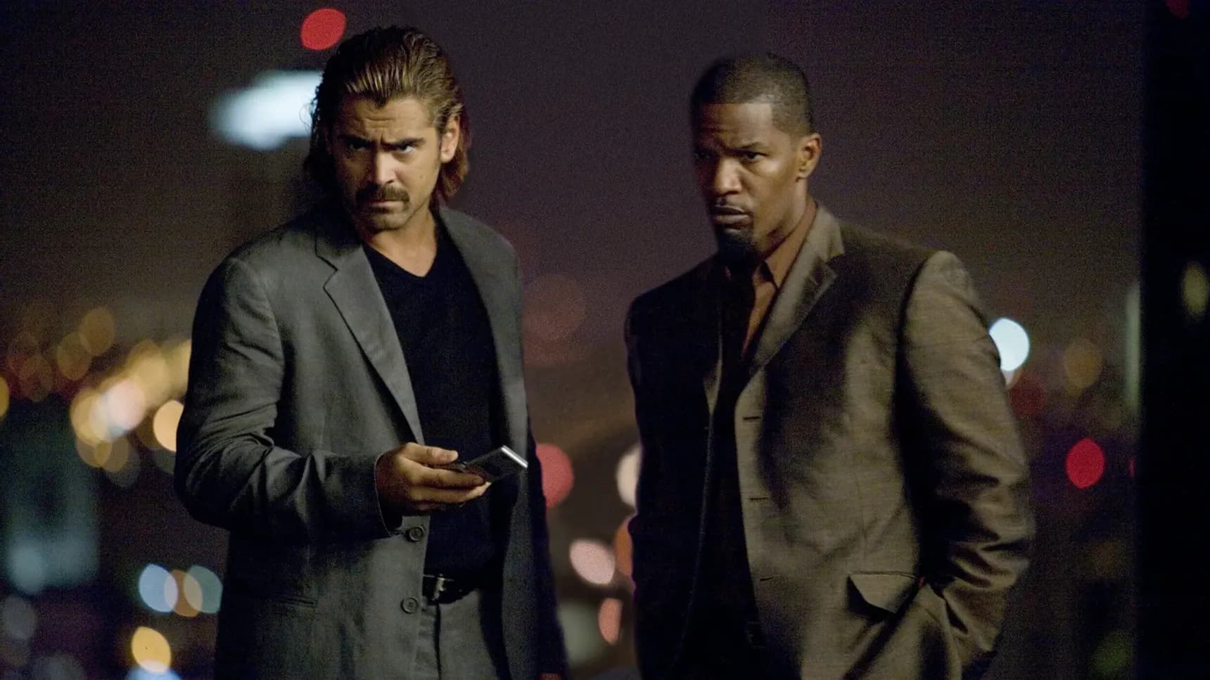 Colin Farrell a Jamie Foxx ve filmu Miami Vice z roku 2006