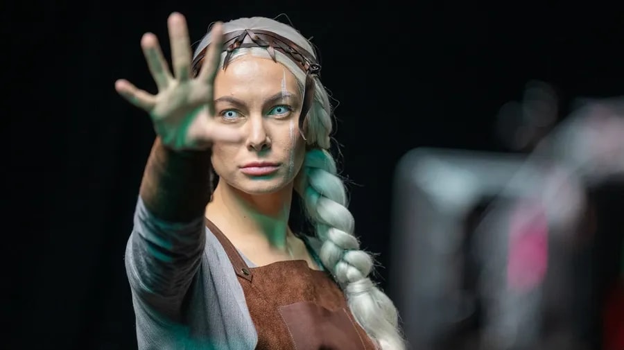 Elizabeth Marie Kubík ve filmu Zrození alchymistky