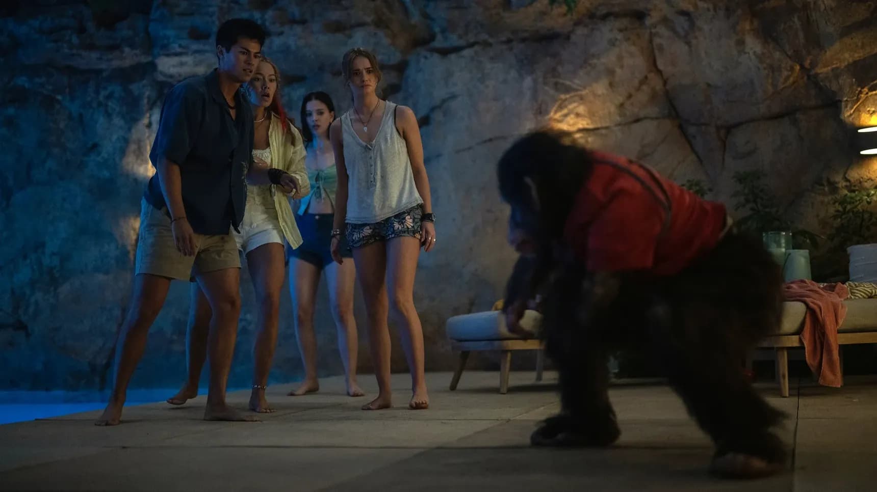 Záběr z filmu Primát