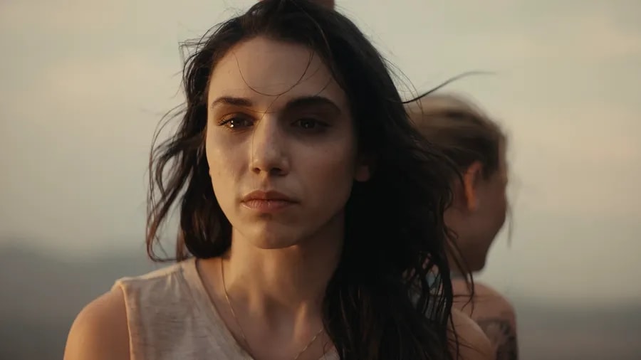 Grace Caroline Currey ve filmu 610 metrů nad zemí