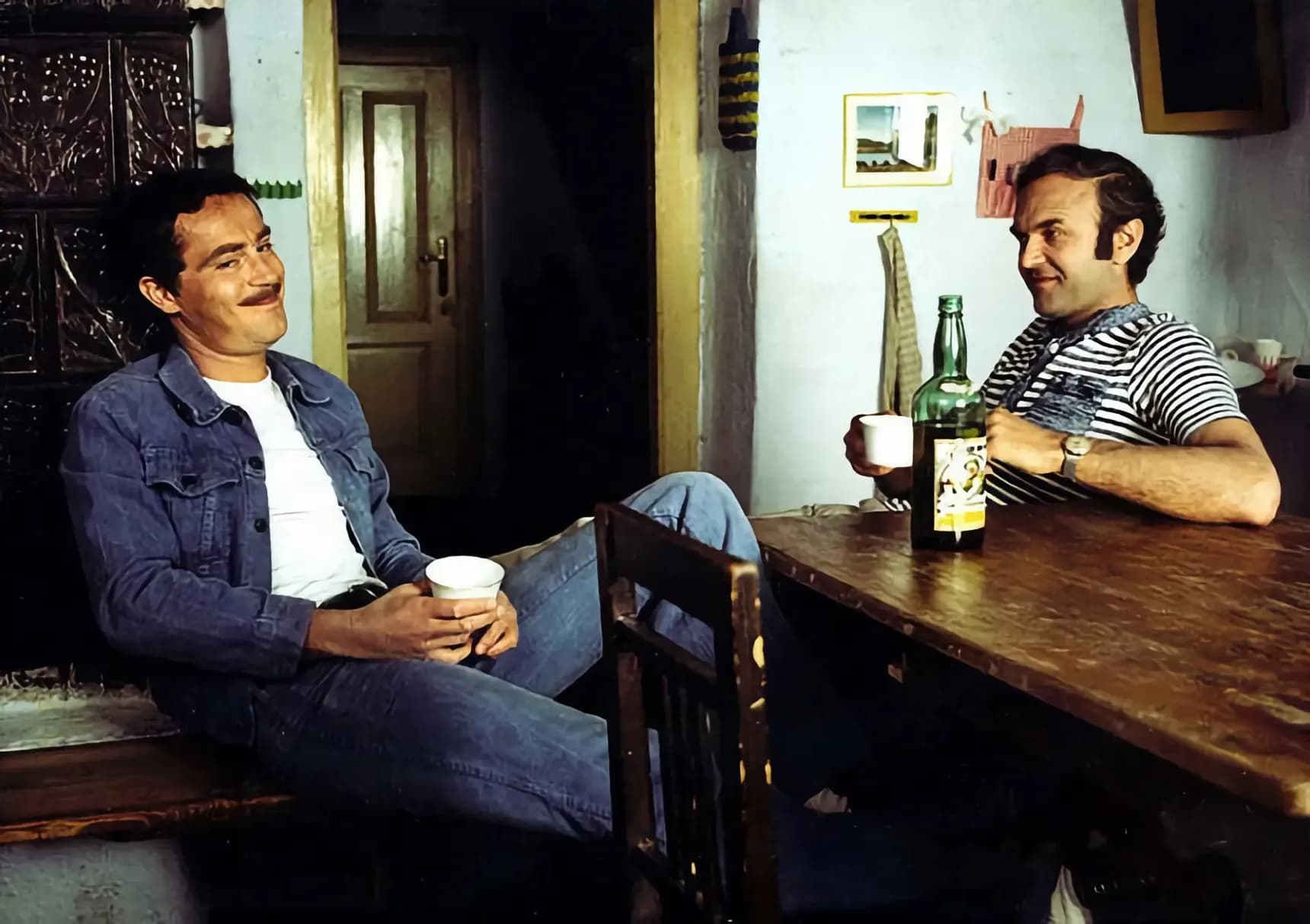 Jan Tříska a Zdeněk Svěrák ve filmu Na samotě u lesa