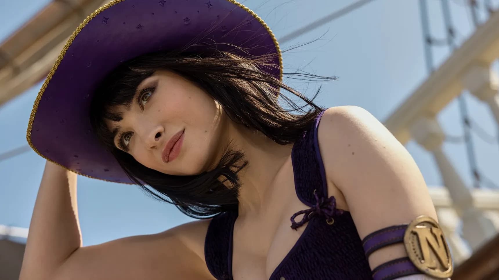 Lera Abova jako Nico Robin / Miss All Sunday ve druhé řadě seriálu One Piece