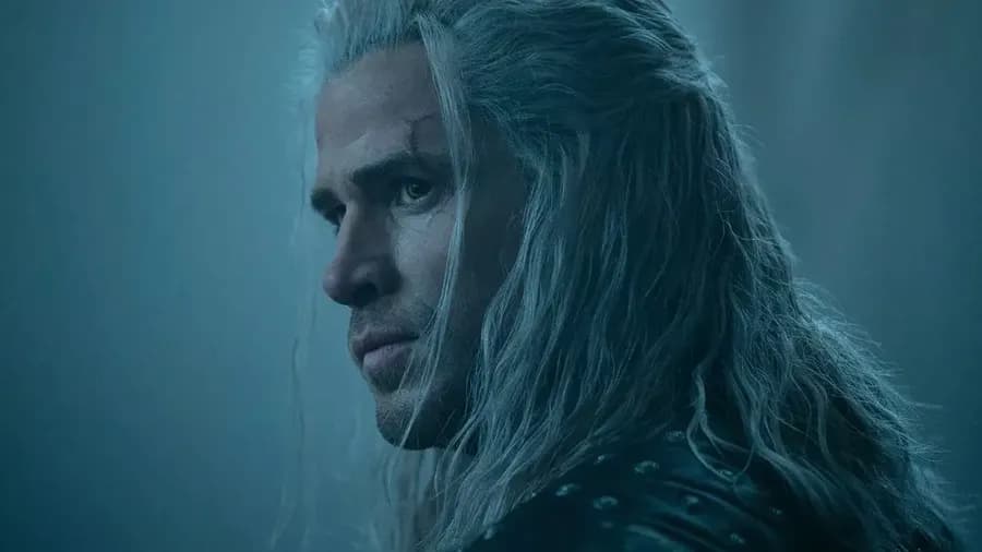 Liam Hemsworth jako Geralt ve čtvrté sérii seriálu Zaklínač