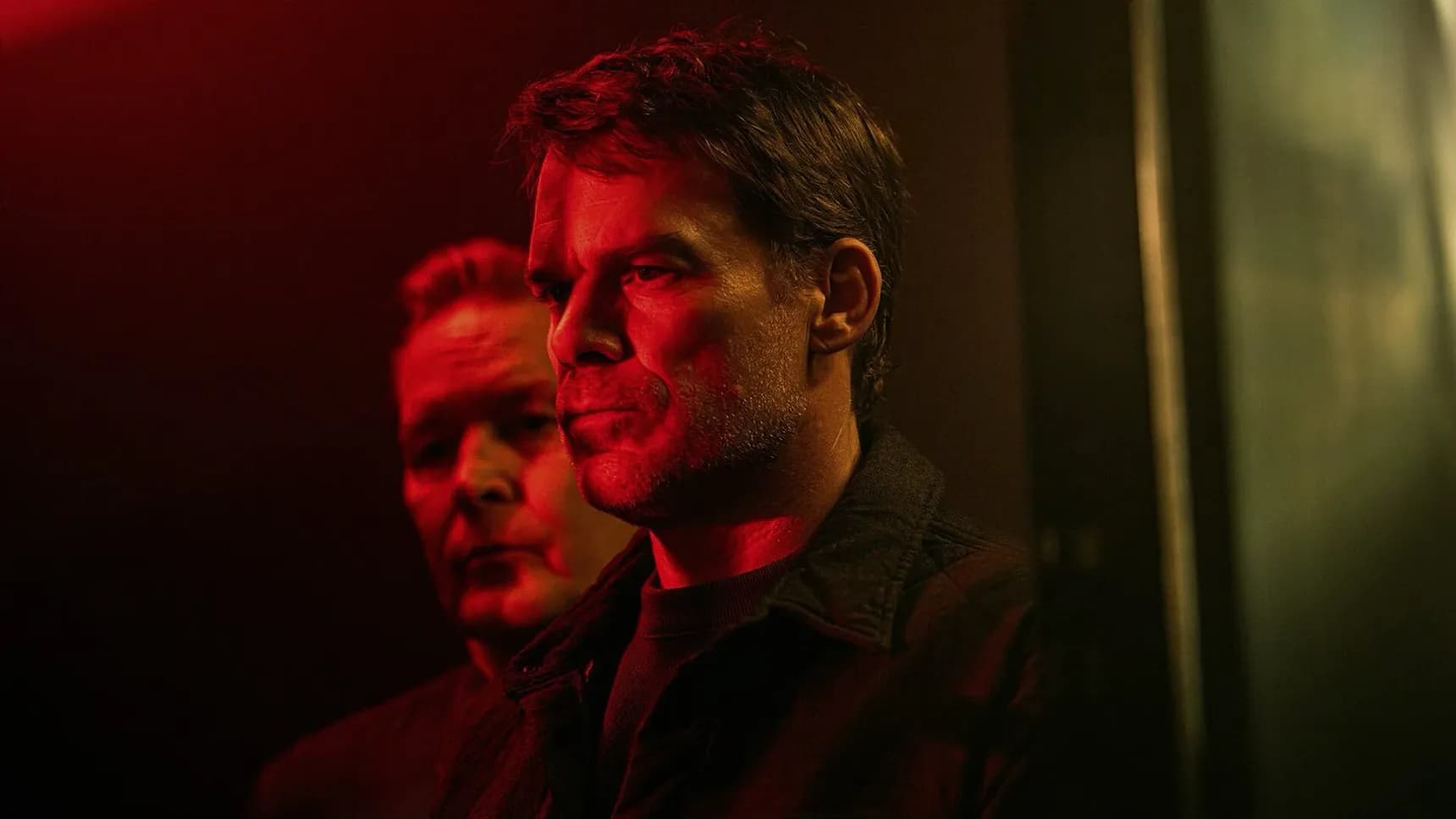 Michael C. Hall jako Dexter Morgan v seriálu Dexter: Vzkříšení