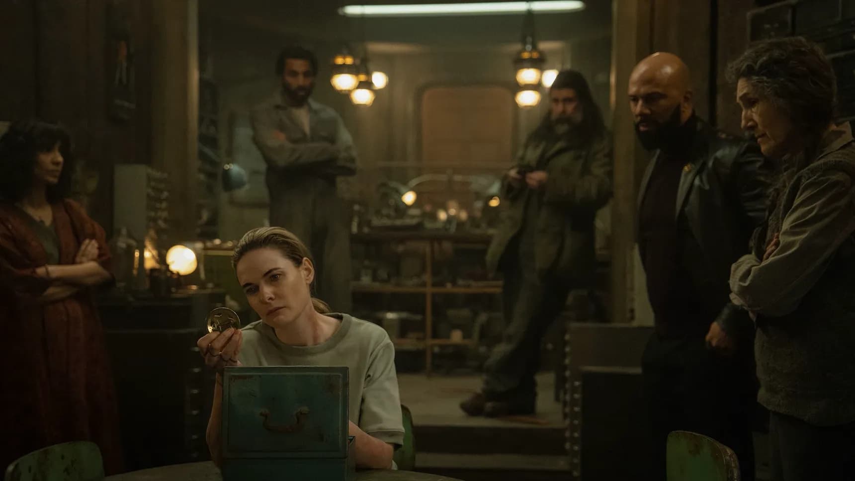 Rebecca Ferguson, Avi Nash, Rick Gomez, Common, Harriet Walter v seriálu Silo