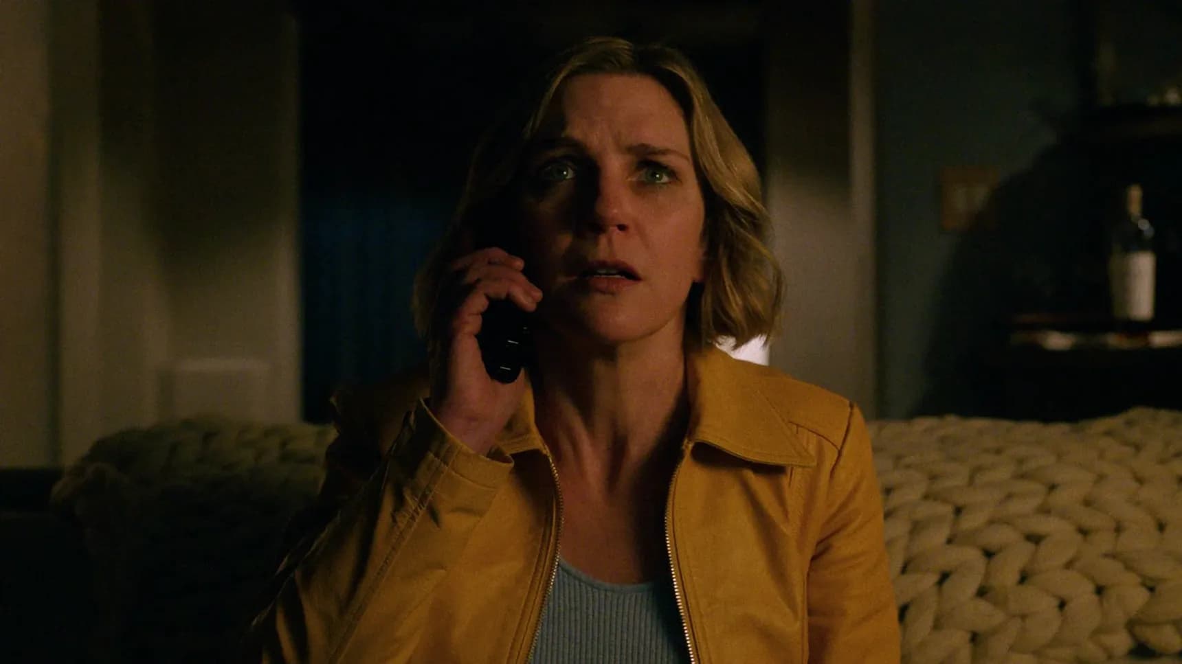 Rhea Seehorn v seriálu Pluribus
