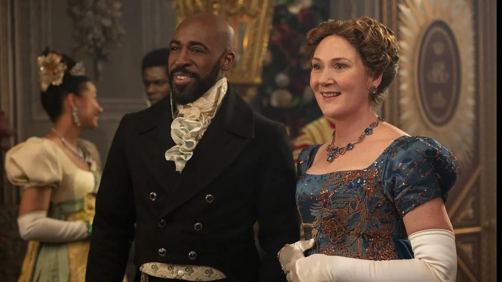 Ruth Gemmell jako Lady Violet Bridgertonová v seriálu Bridgertonovi