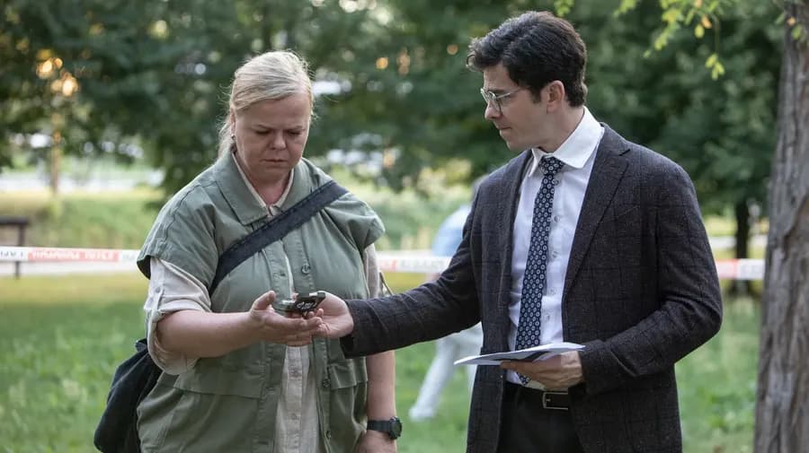 Sabina Remundová a Marek Adamczyk v seriálu Buldok z Poděbrad