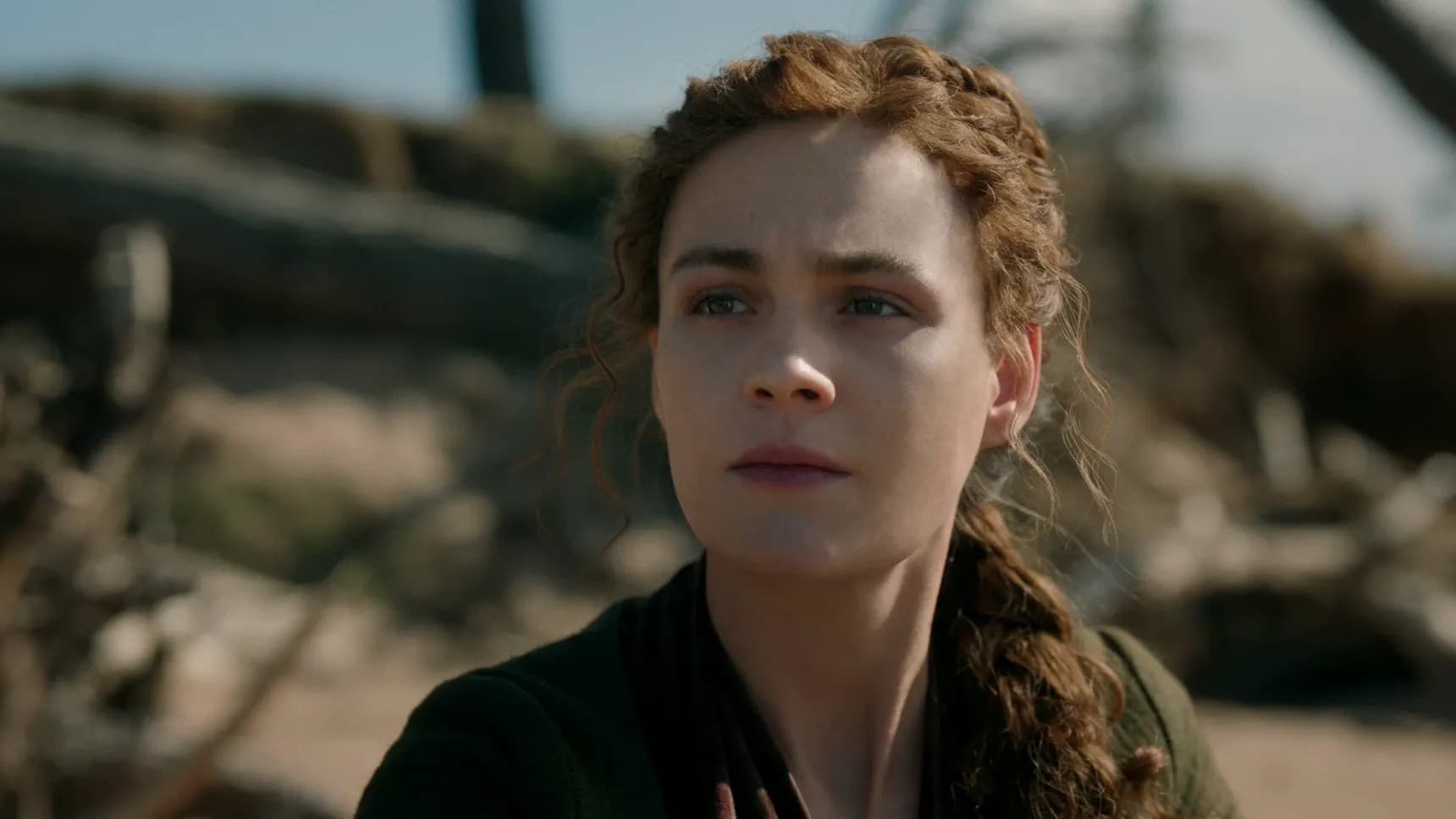 Sophie Skelton v seriálu Cizinka