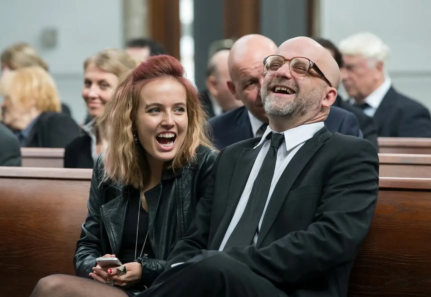 Tereza Ramba a Hynek Čermák v seriálu Dabing street